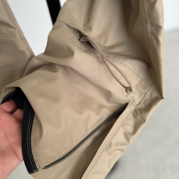 Men's Burton Cargo 2L Pants (Short) - Picture 8 of 13